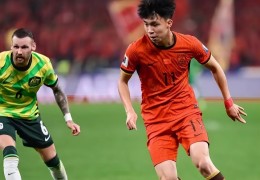 哈马斯称将于25日开释4名以色列女兵及三名以色列女人质回家！哈马斯成员蒙面持枪监视交接数百巴勒斯坦人围观及（普京为何罕见提及朝鲜？俄乌冲突新变数乌克兰或迎“权且拘束”形式）